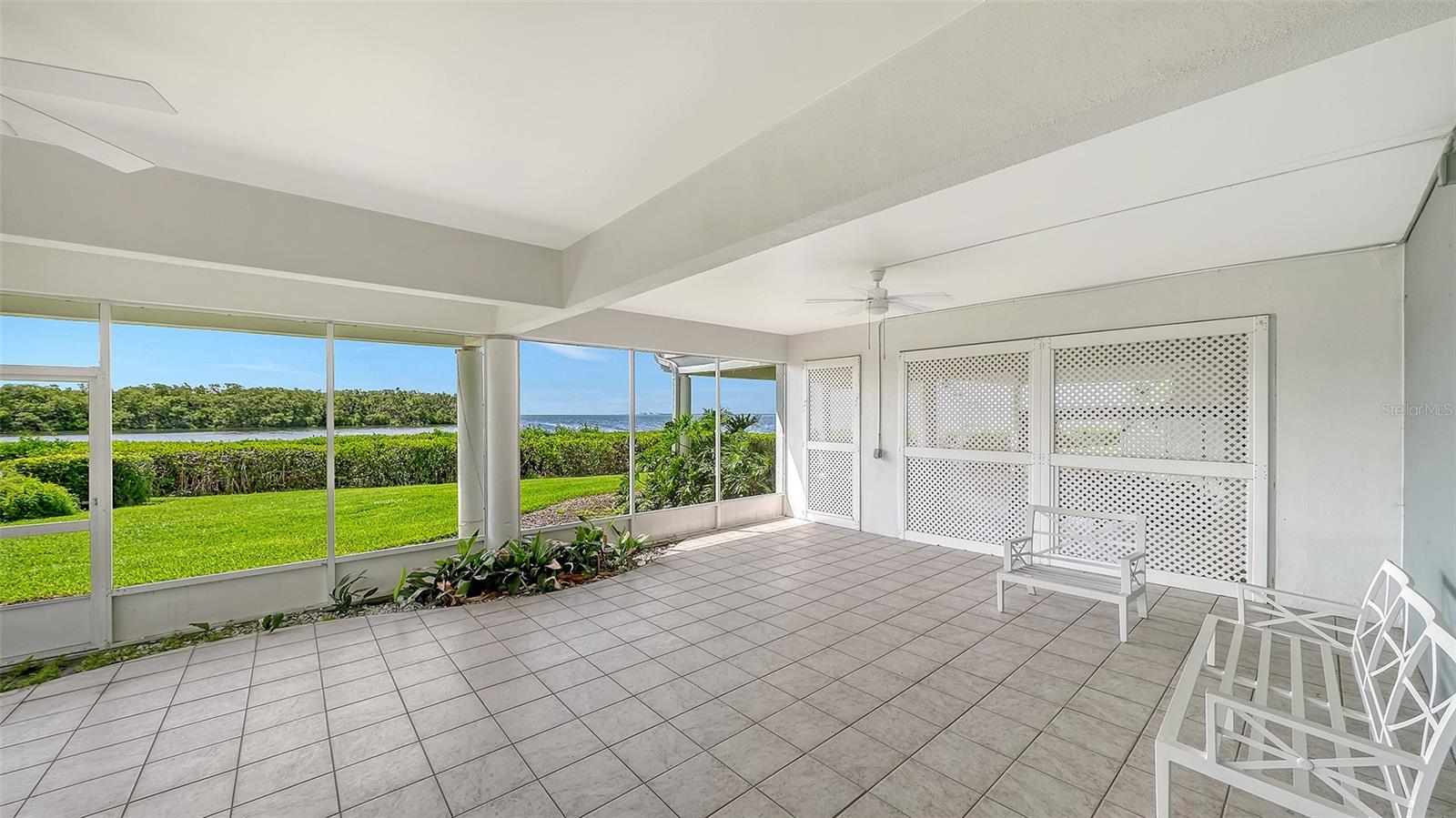 11 TIDY ISLAND BLVD #11, BRADENTON, FL, 34210