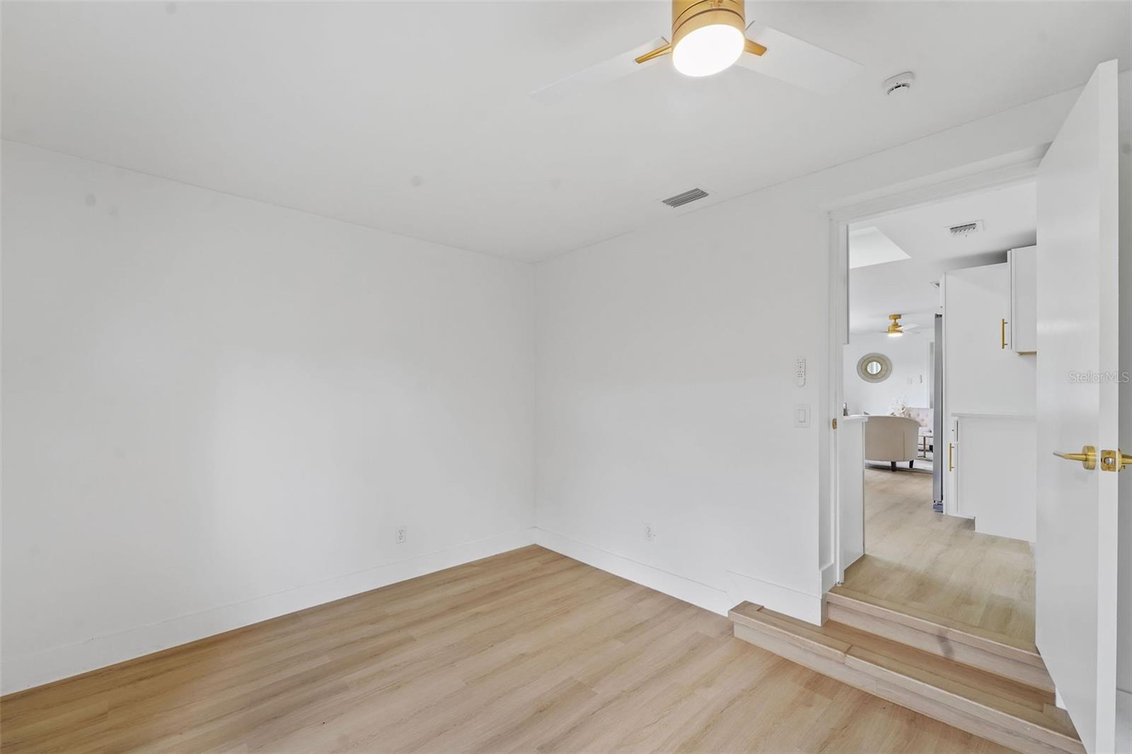17 PALMIRA RD, DEBARY, FL, 32713