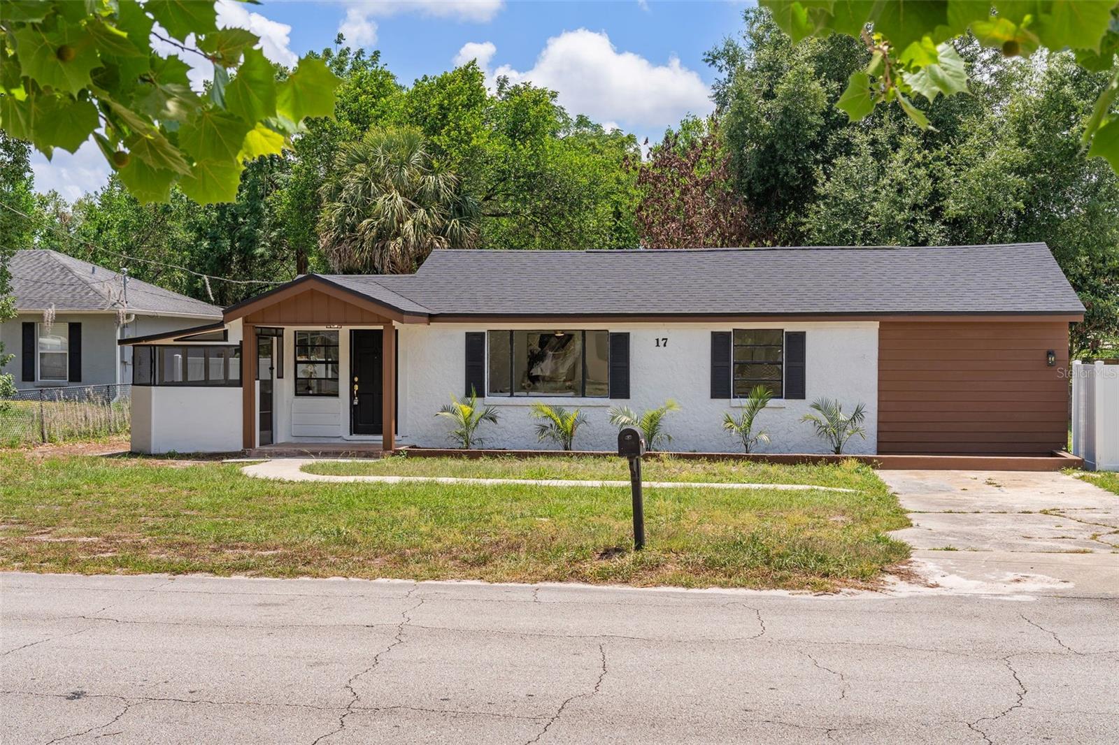 17 PALMIRA RD, DEBARY, FL, 32713