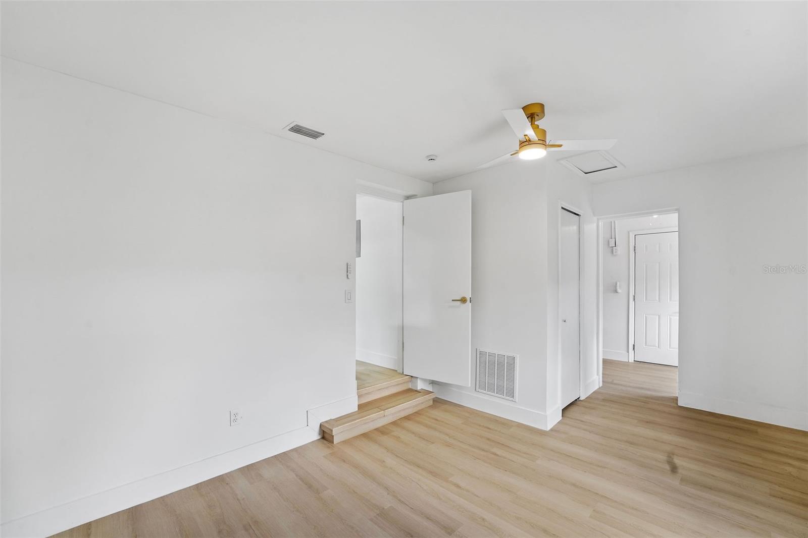 17 PALMIRA RD, DEBARY, FL, 32713