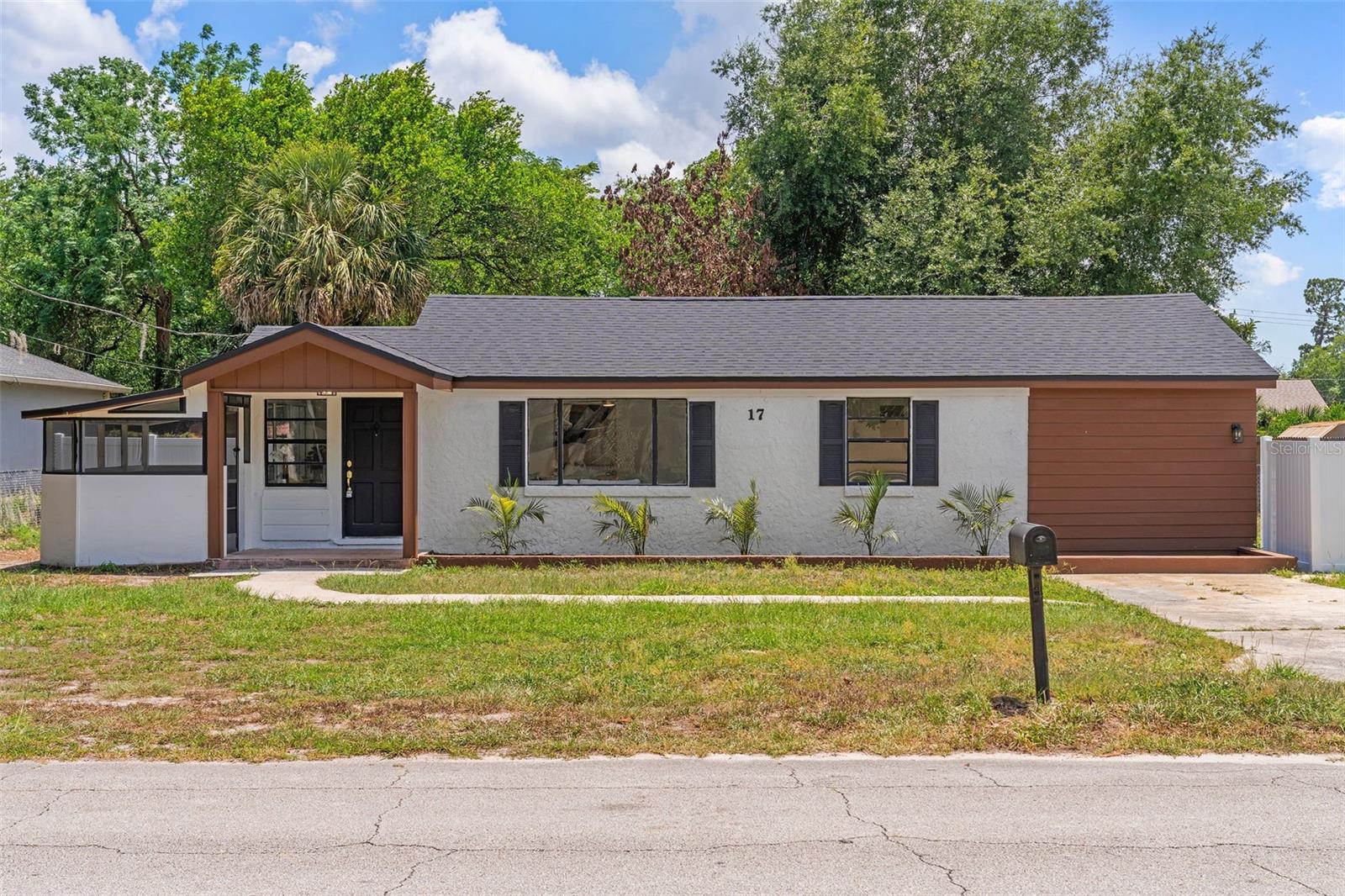 17 PALMIRA RD, DEBARY, FL, 32713