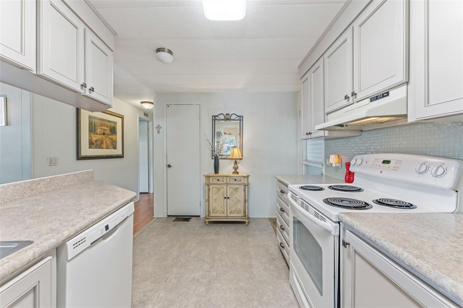132 FOREST LN #6, SAFETY HARBOR, FL, 34695