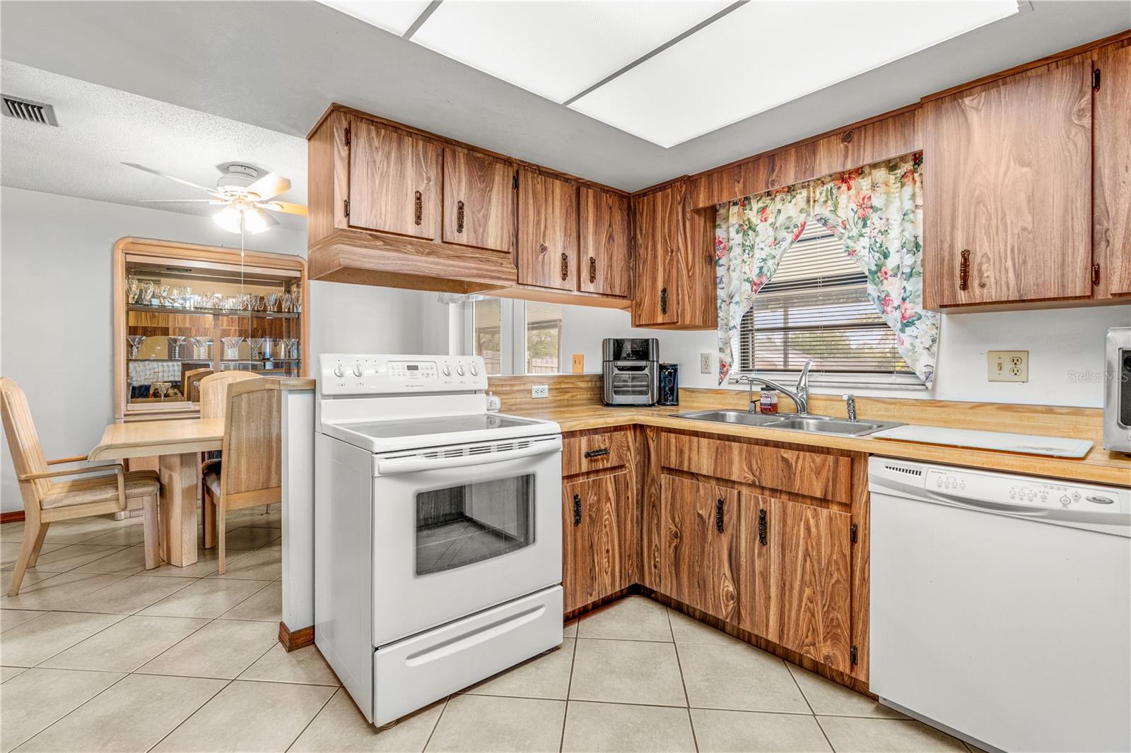 2970 LAGOON AVE, DELTONA, FL, 32738