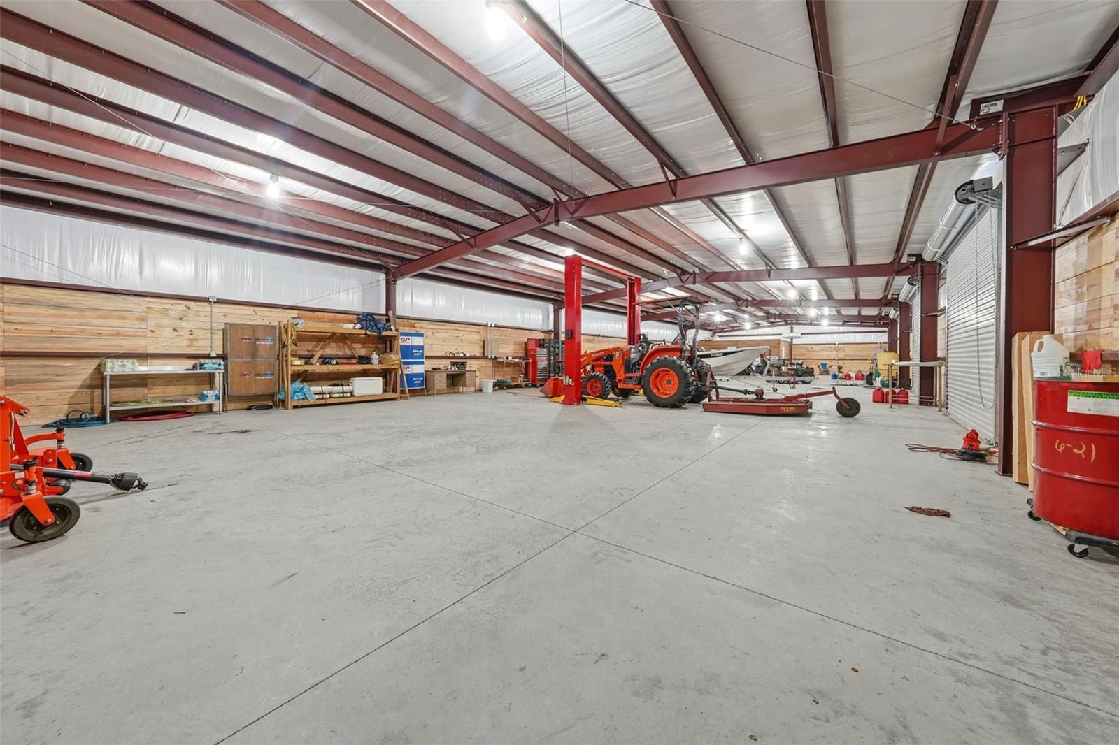 14433 LAKE YALE RD, UMATILLA, FL, 32784
