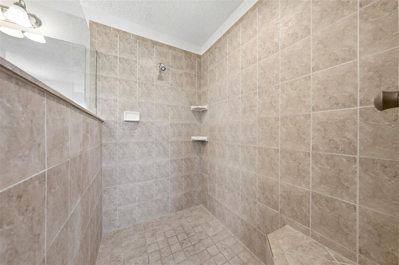 14433 LAKE YALE RD, UMATILLA, FL, 32784