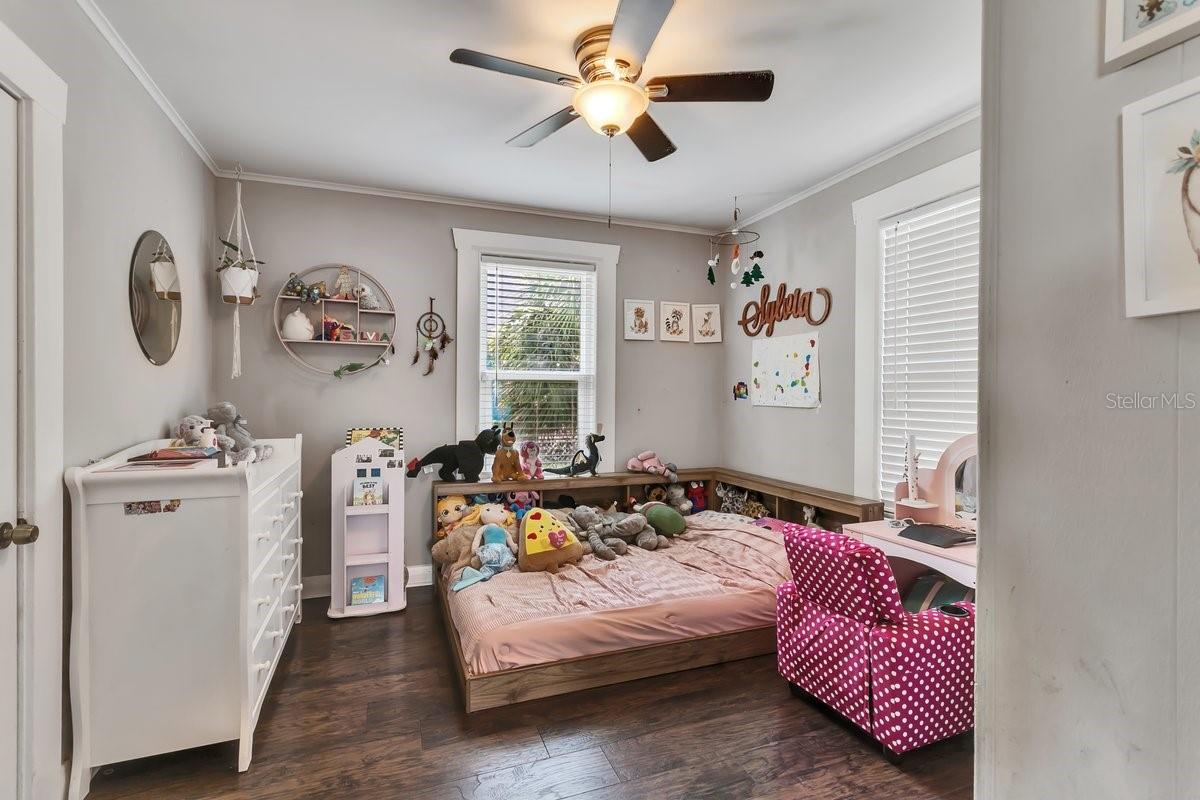 801 E LOUISIANA AVE, TAMPA, FL, 33603