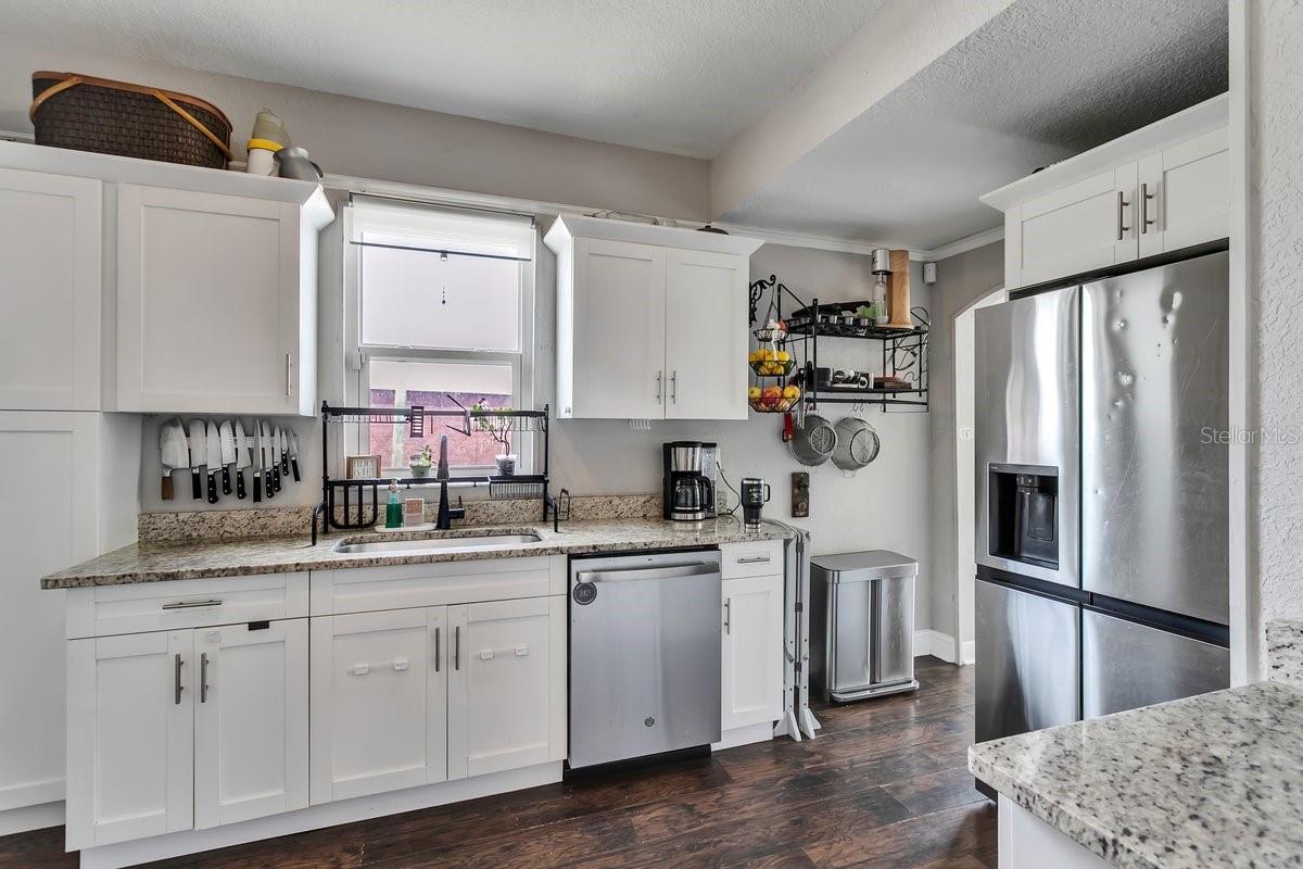 801 E LOUISIANA AVE, TAMPA, FL, 33603