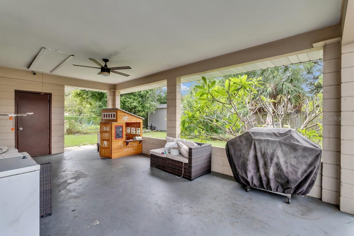 801 E LOUISIANA AVE, TAMPA, FL, 33603