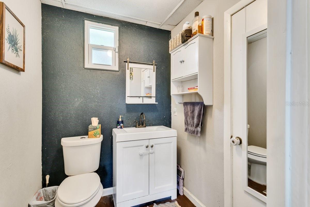 801 E LOUISIANA AVE, TAMPA, FL, 33603