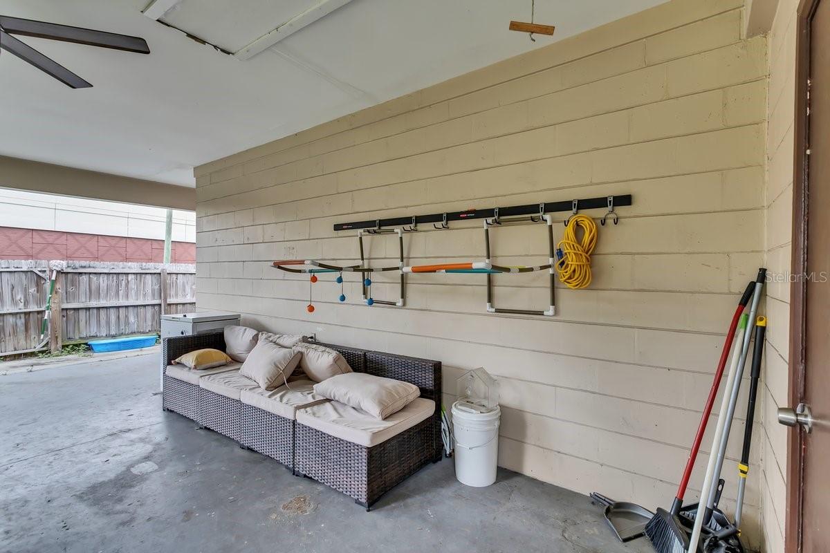 801 E LOUISIANA AVE, TAMPA, FL, 33603