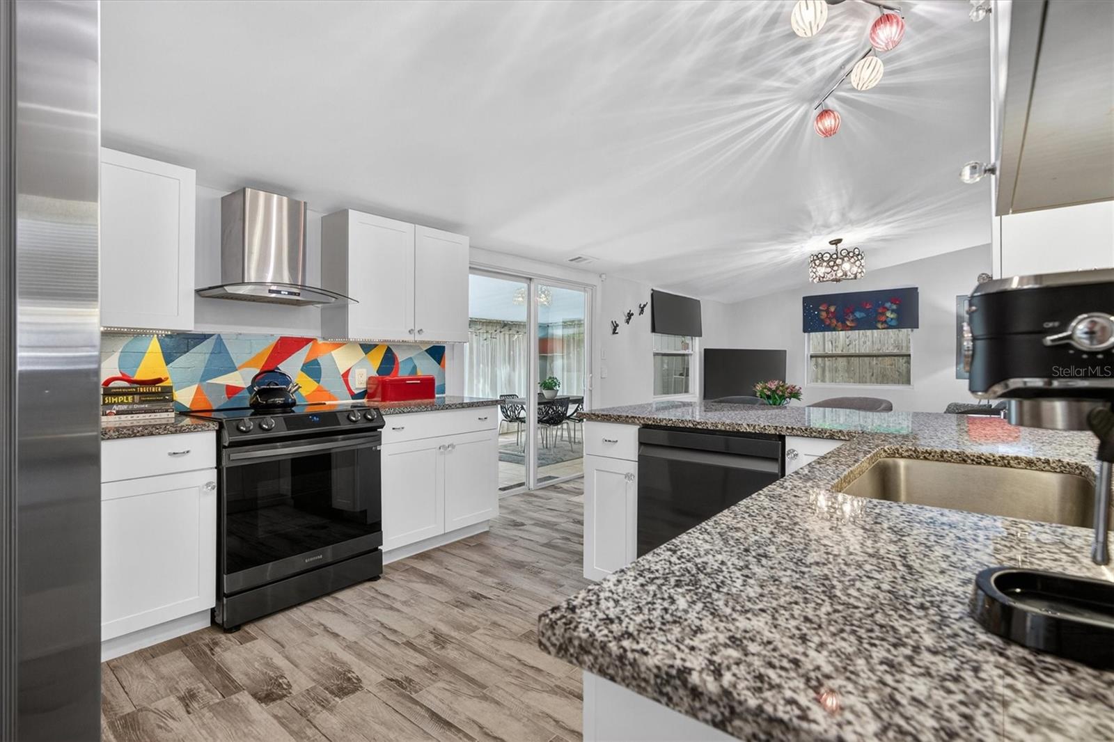 212 S GLENWOOD AVE, ORLANDO, FL, 32803