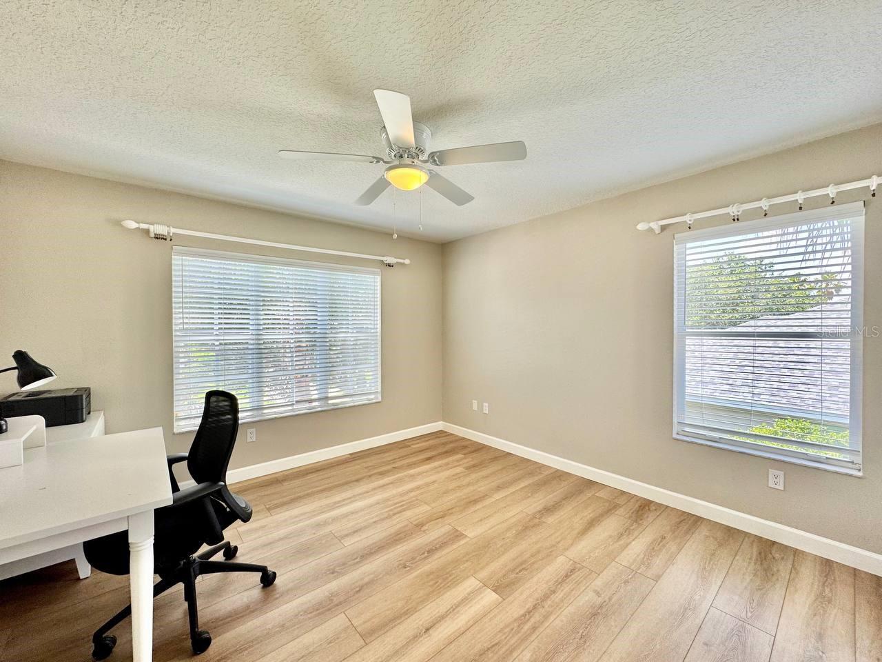 18711 CHAVILLE RD, LUTZ, FL, 33558