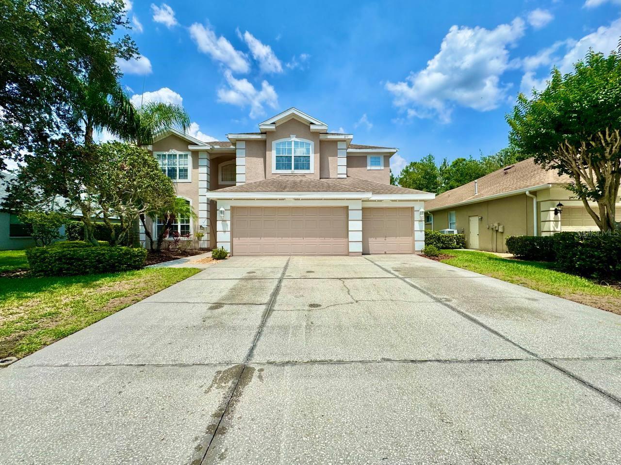 18711 CHAVILLE RD, LUTZ, FL, 33558