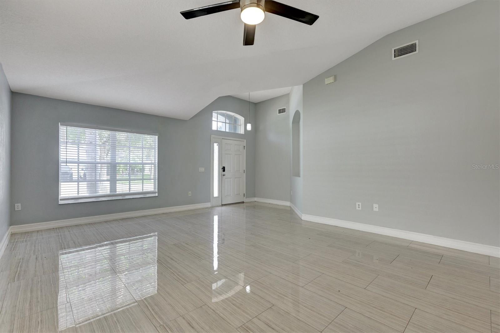8105 TAR HOLLOW DR, GIBSONTON, FL, 33534