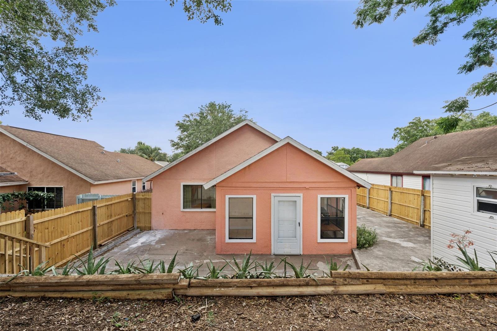 596 SWALLOW CT, APOPKA, FL, 32712