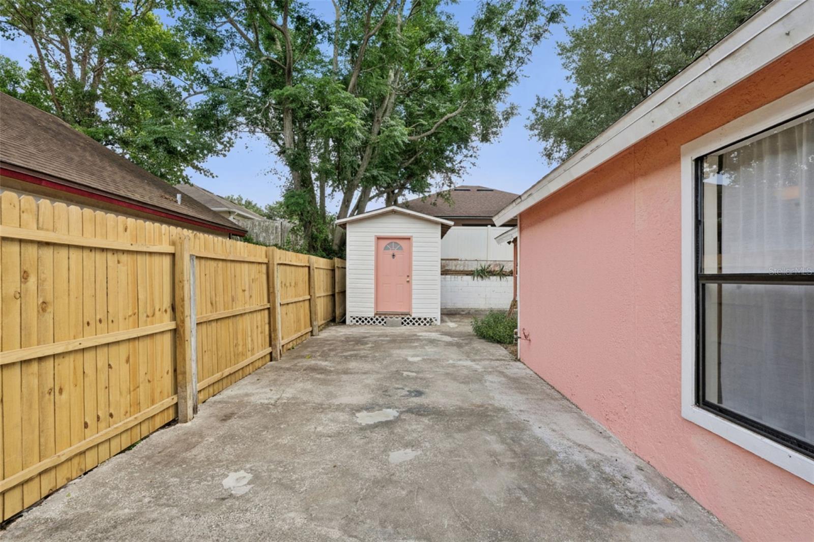 596 SWALLOW CT, APOPKA, FL, 32712