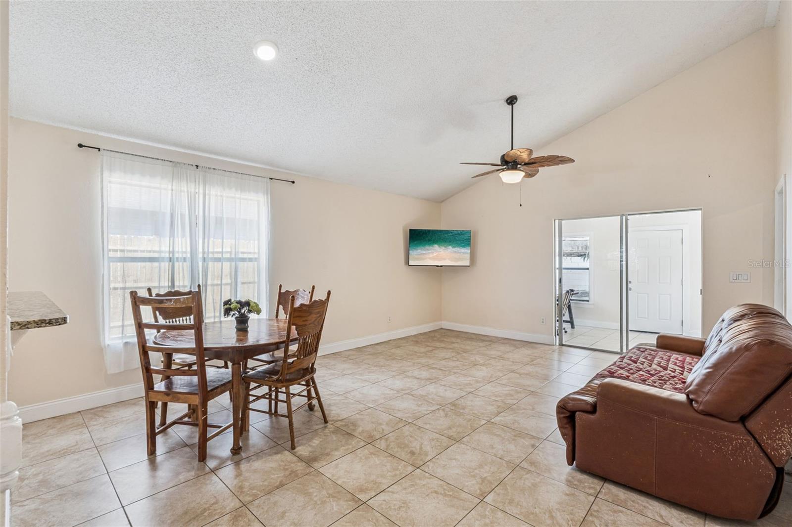596 SWALLOW CT, APOPKA, FL, 32712