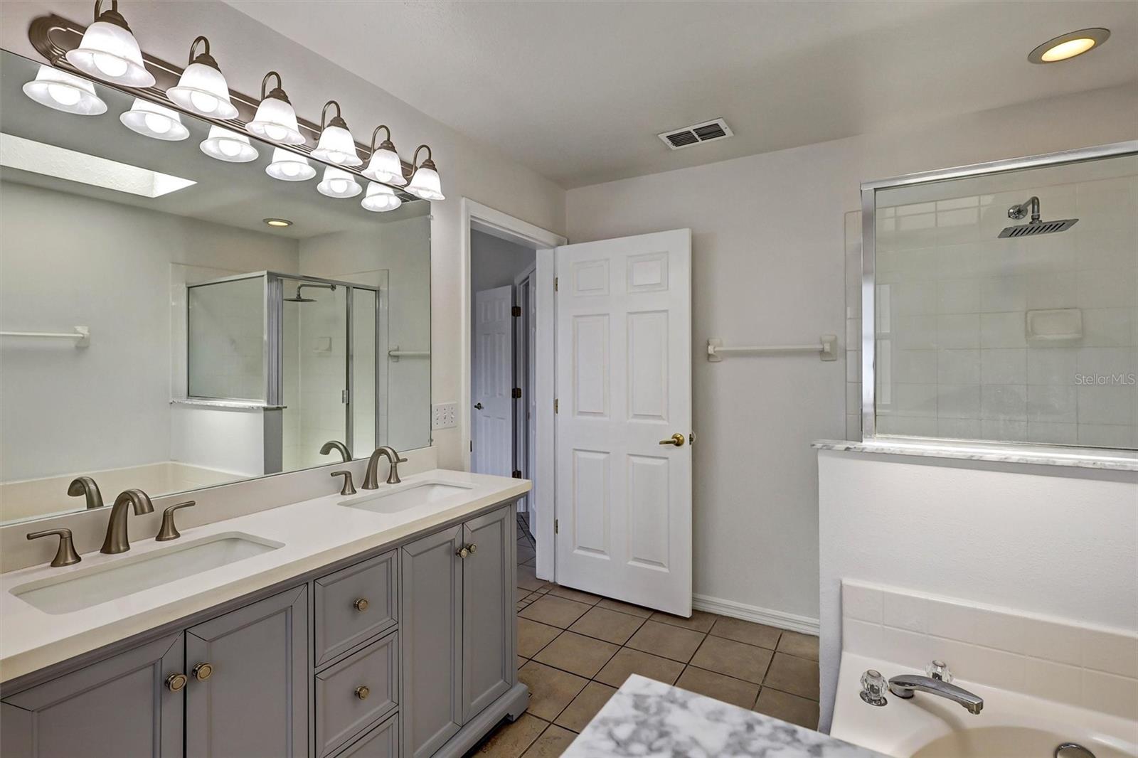 1175 JAYBEE AVE, DAVENPORT, FL, 33897