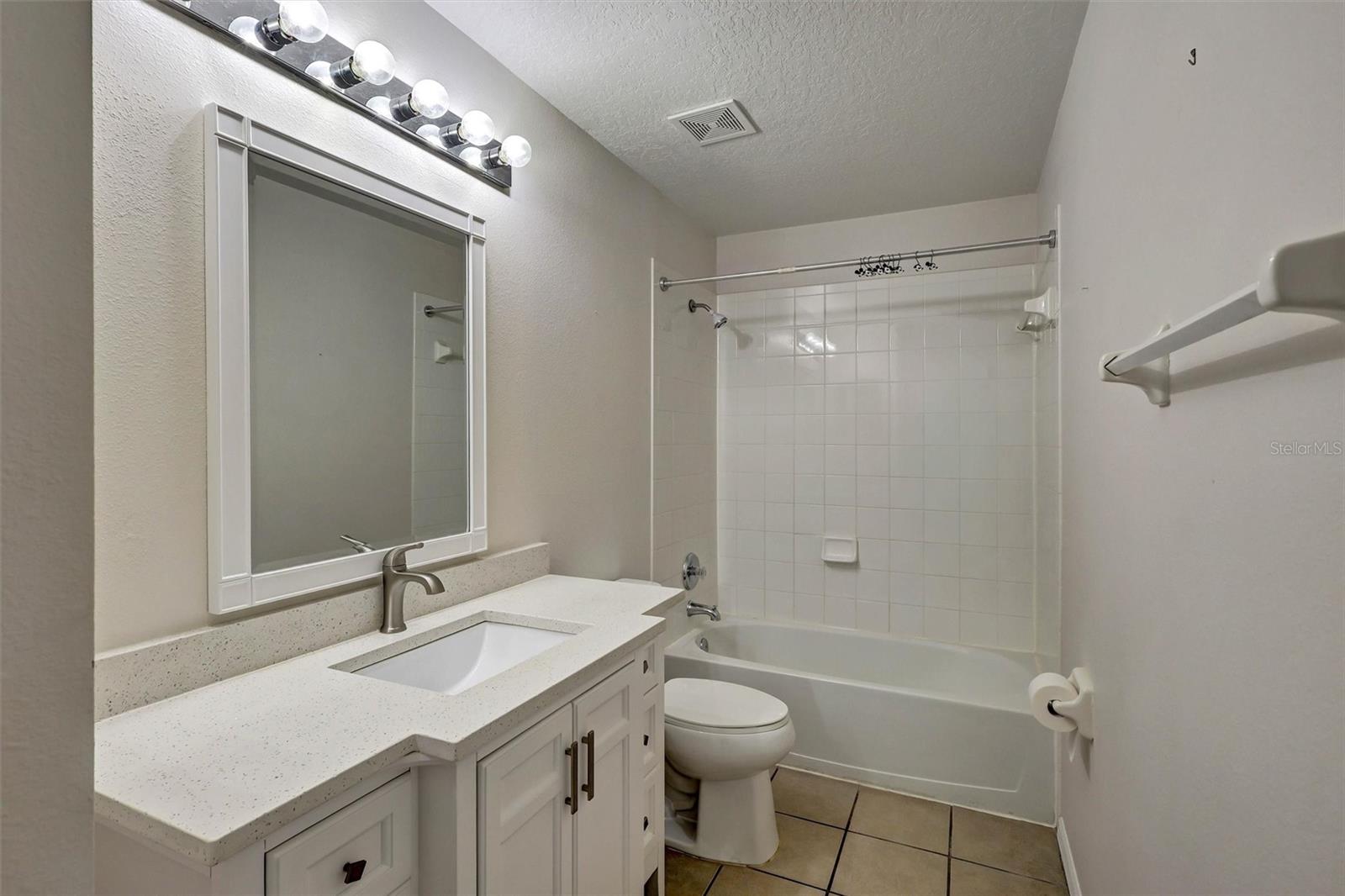 1175 JAYBEE AVE, DAVENPORT, FL, 33897