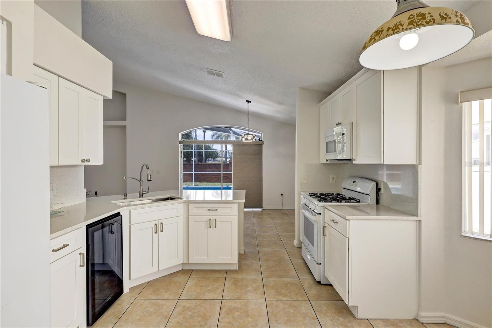 1175 JAYBEE AVE, DAVENPORT, FL, 33897