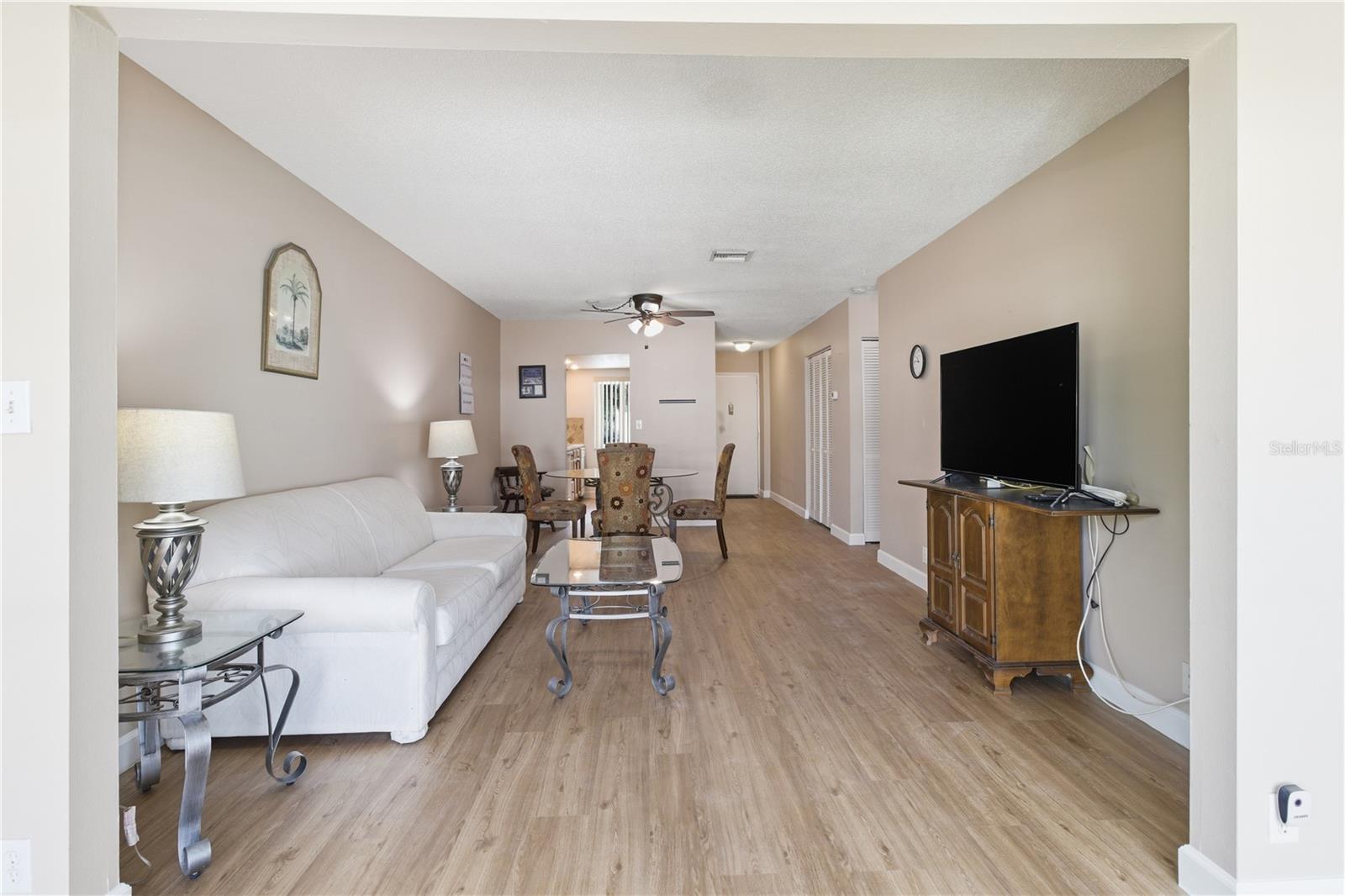 2060 MARILYN ST #207, CLEARWATER, FL, 33765