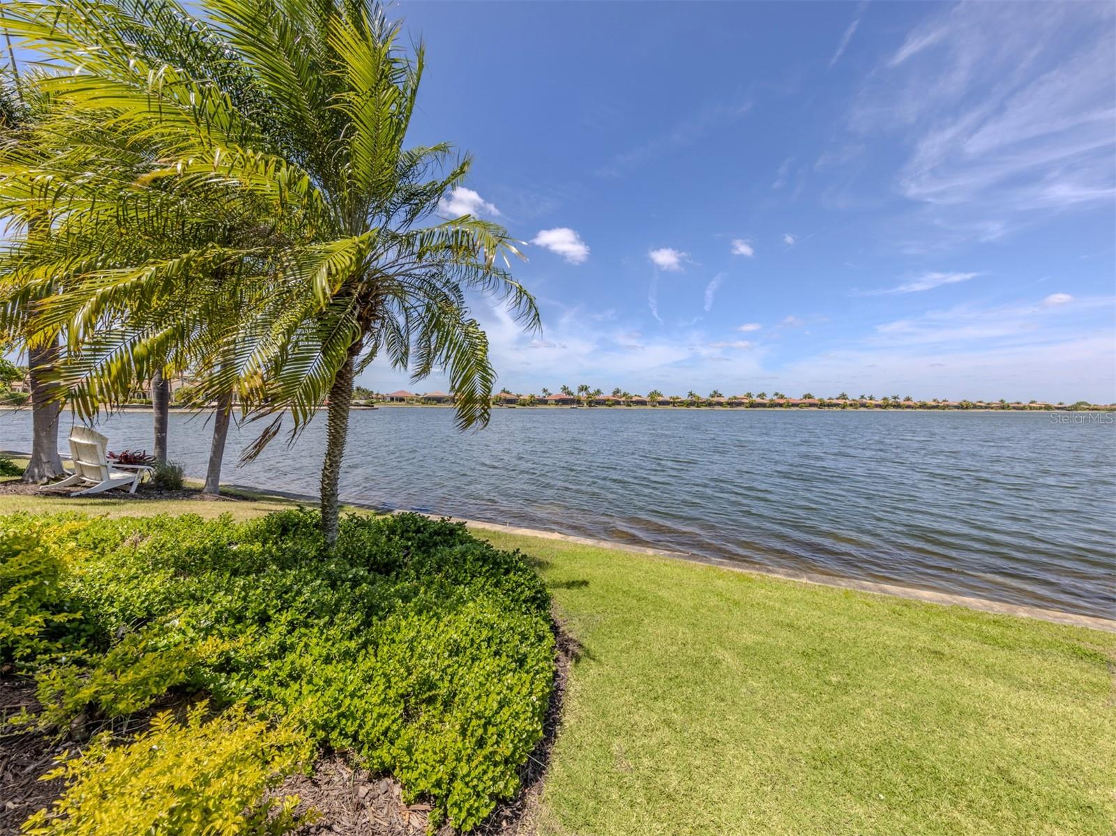 160 MARAVIYA BLVD, NOKOMIS, FL, 34275