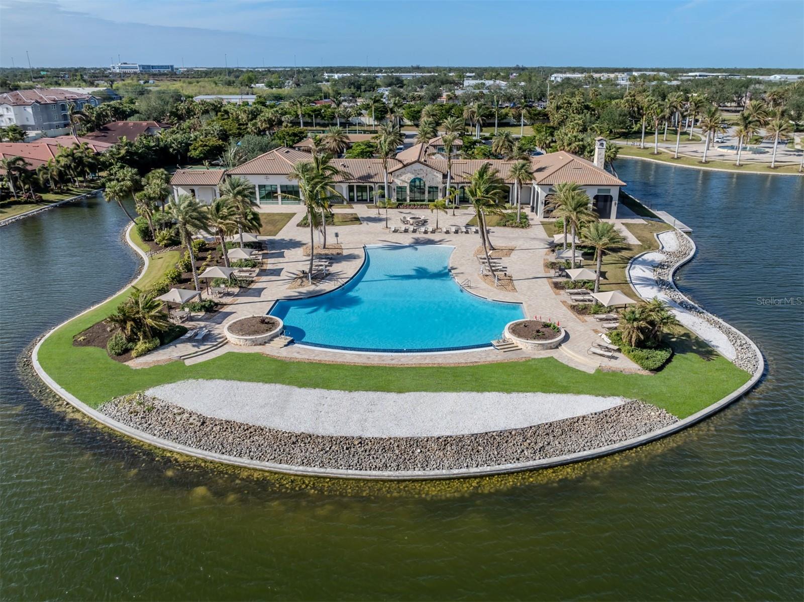 160 MARAVIYA BLVD, NOKOMIS, FL, 34275