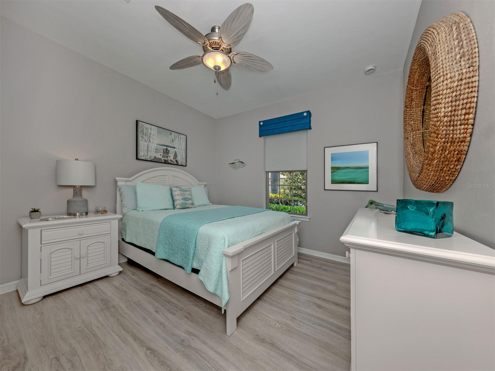 160 MARAVIYA BLVD, NOKOMIS, FL, 34275