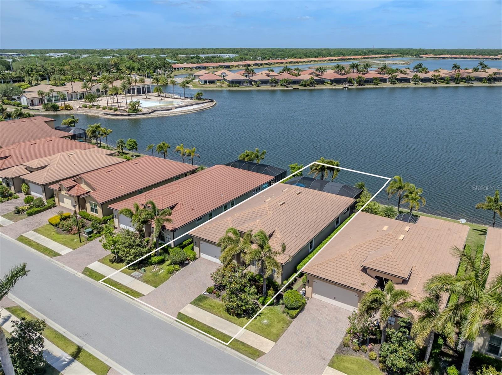160 MARAVIYA BLVD, NOKOMIS, FL, 34275