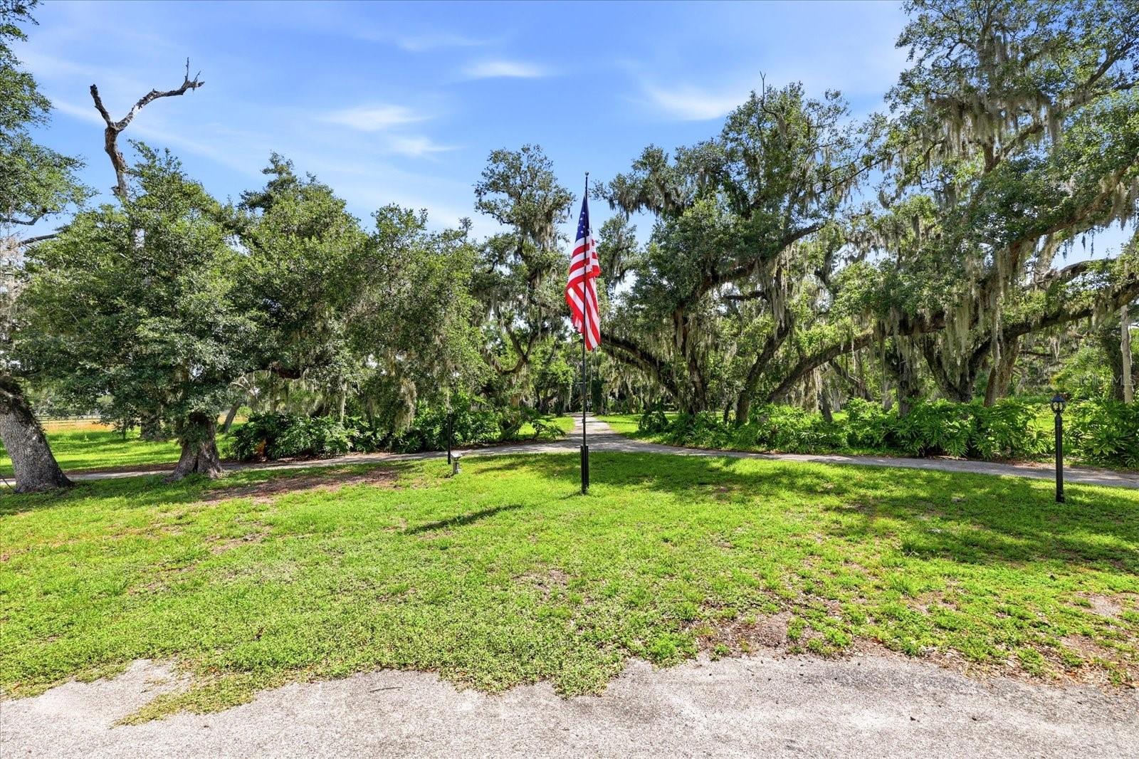 5850 VANDERIPE RD, SARASOTA, FL, 34241