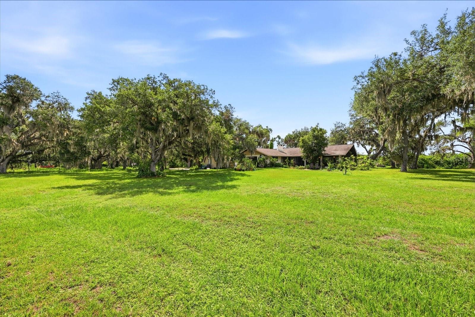 5850 VANDERIPE RD, SARASOTA, FL, 34241
