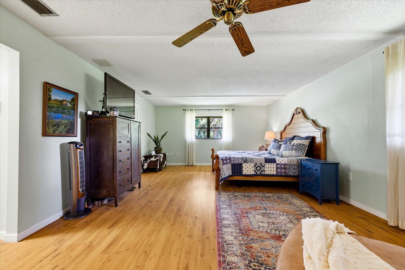 5850 VANDERIPE RD, SARASOTA, FL, 34241