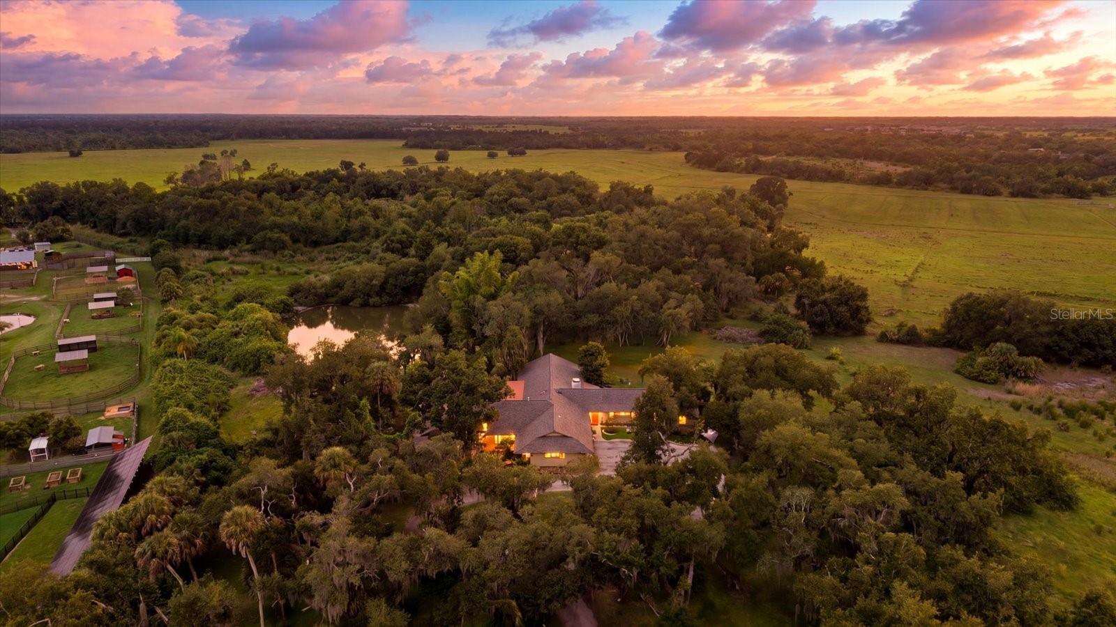 5850 VANDERIPE RD, SARASOTA, FL, 34241