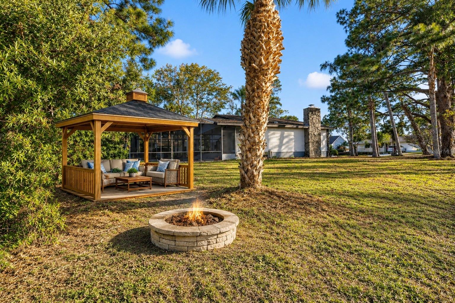 5667 CREEKWOOD DR, SARASOTA, FL, 34233