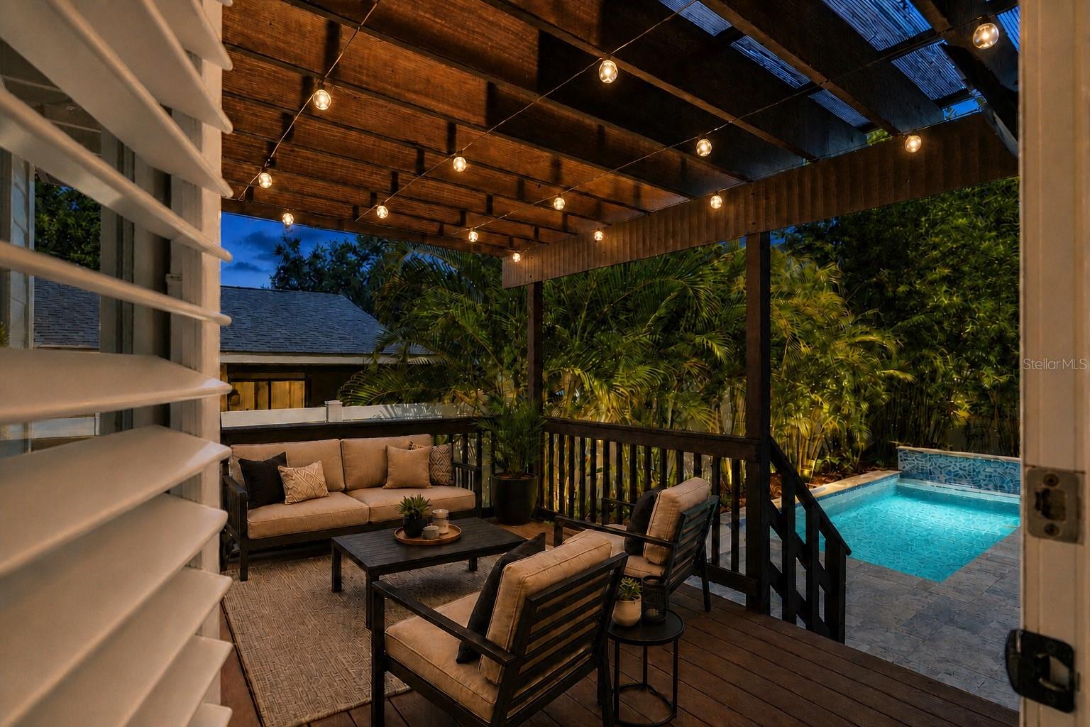 516 36TH AVE N, ST PETERSBURG, FL, 33704