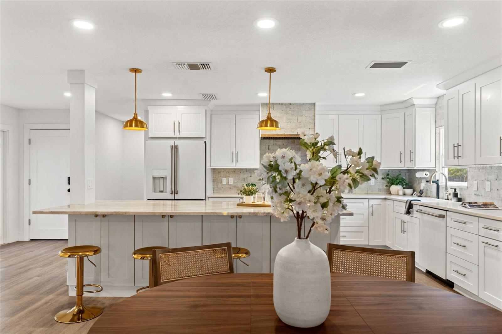 516 36TH AVE N, ST PETERSBURG, FL, 33704