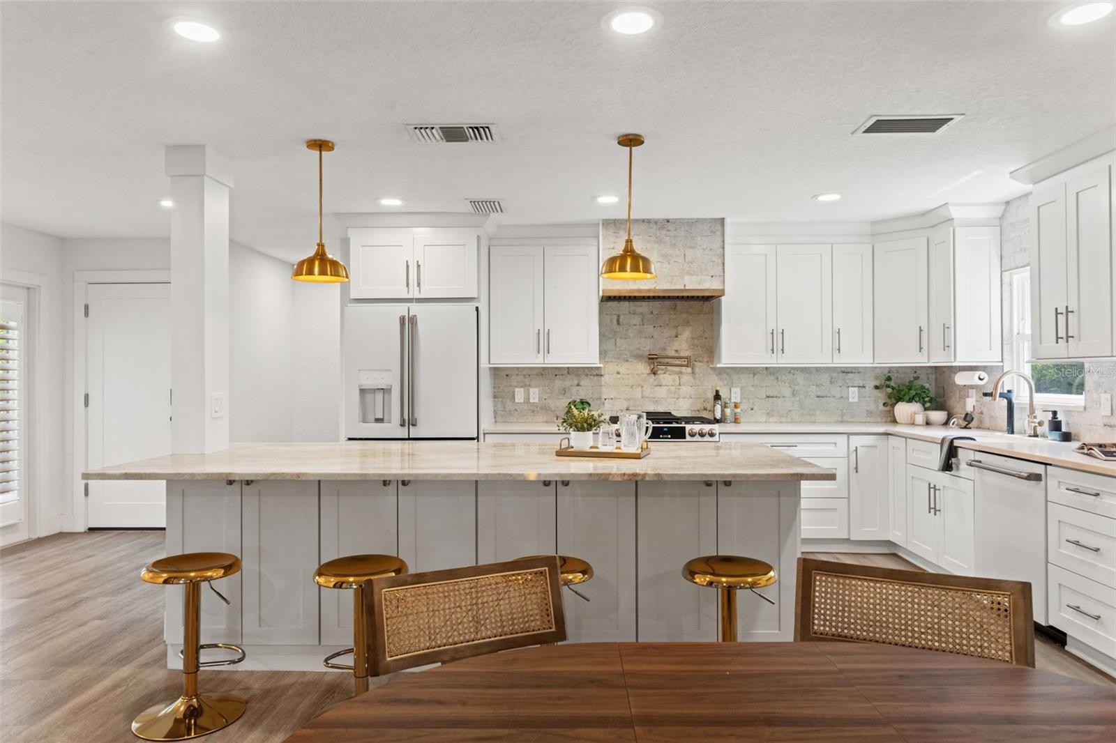 516 36TH AVE N, ST PETERSBURG, FL, 33704