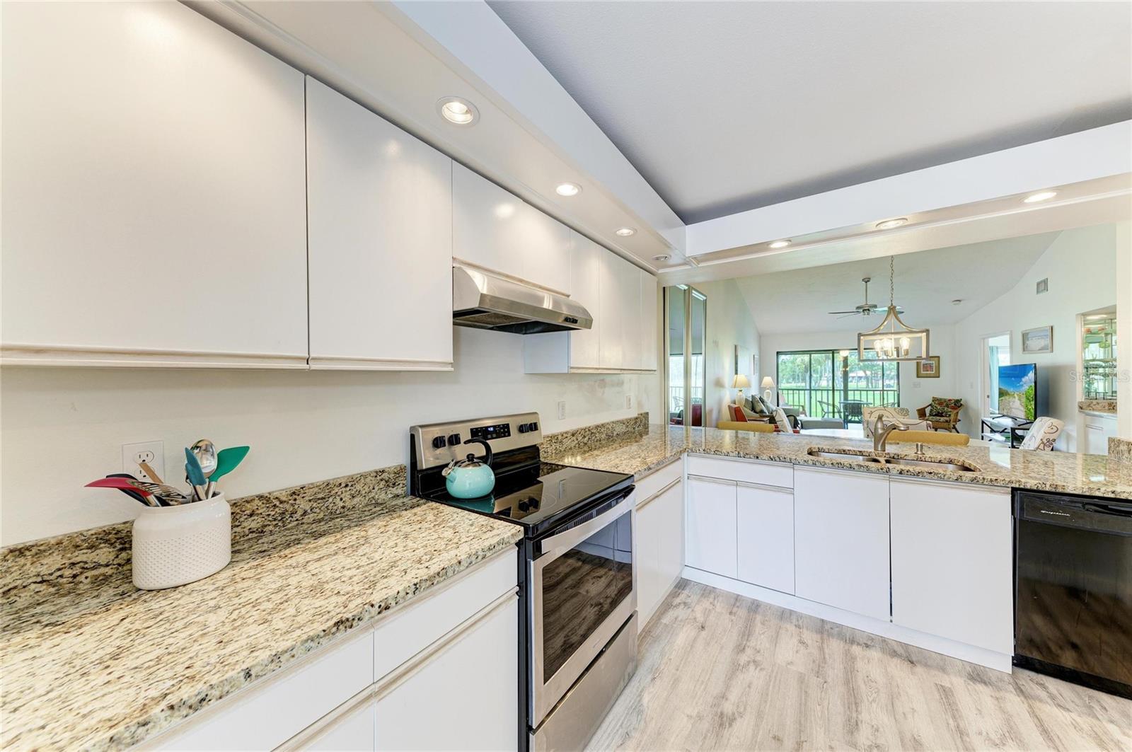 5709 AVISTA DR #5709, SARASOTA, FL, 34243