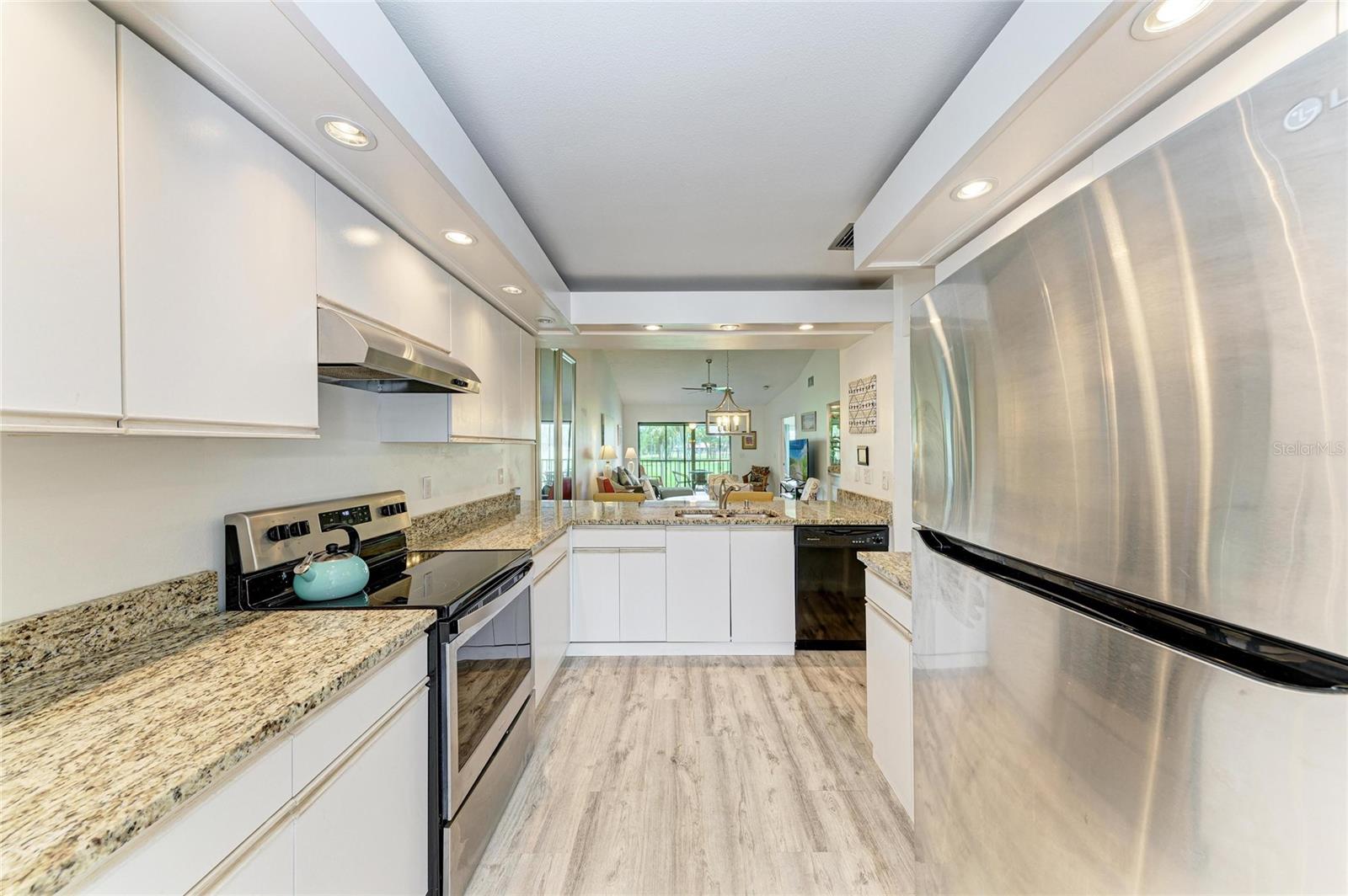 5709 AVISTA DR #5709, SARASOTA, FL, 34243