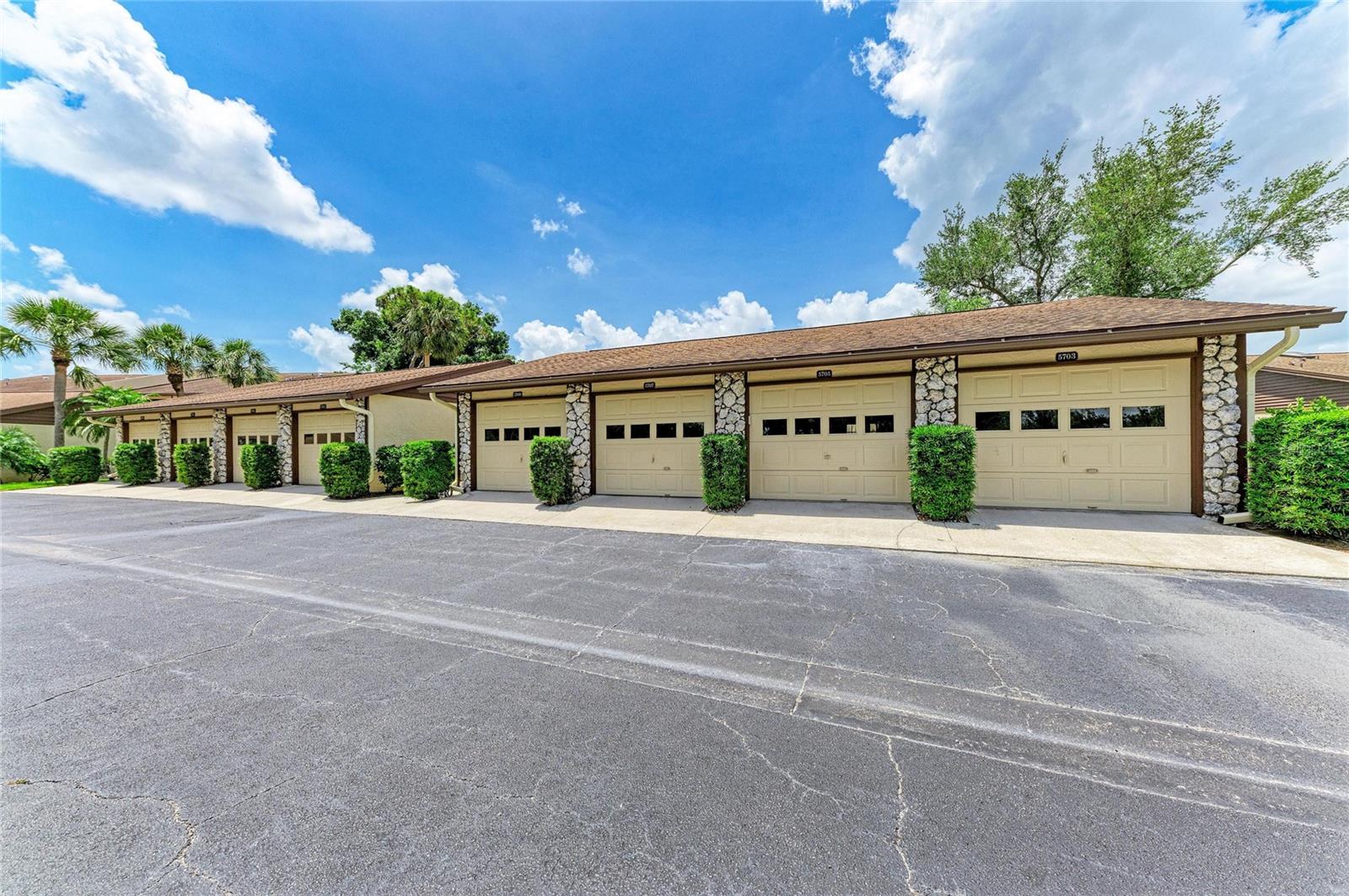 5709 AVISTA DR #5709, SARASOTA, FL, 34243