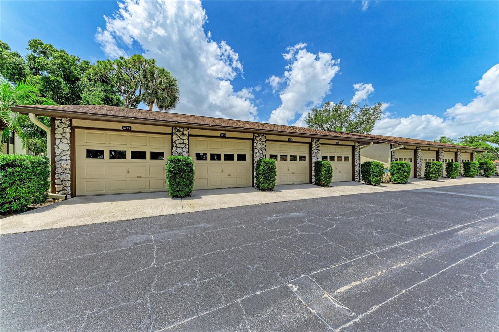 5709 AVISTA DR #5709, SARASOTA, FL, 34243