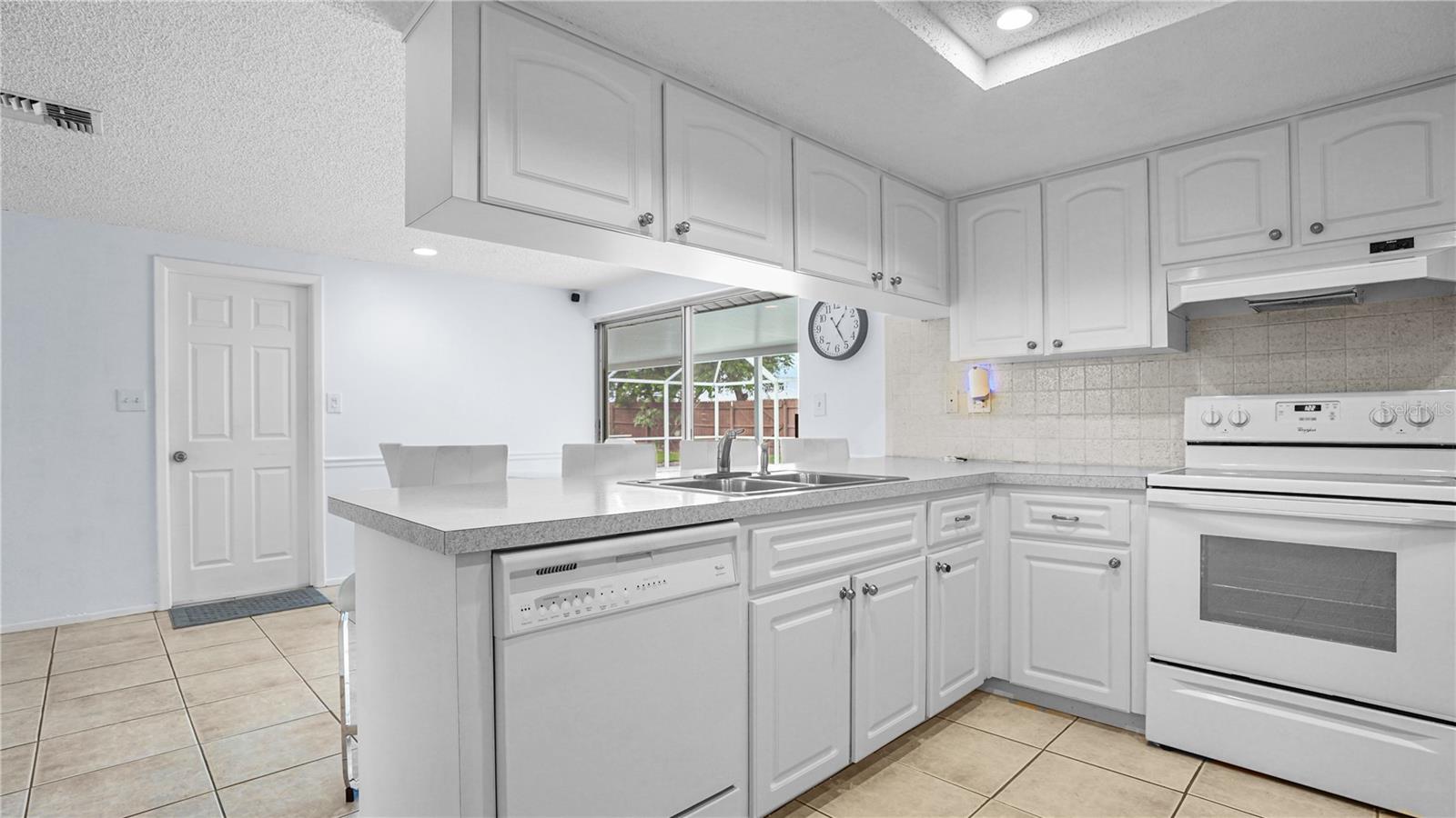 8747 HEMLOCK LN, PORT RICHEY, FL, 34668