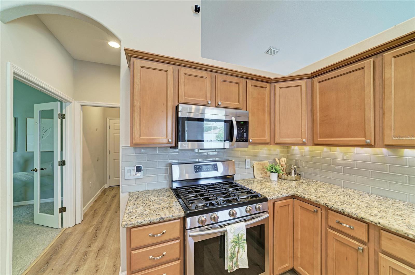 6750 64TH TER E, BRADENTON, FL, 34203