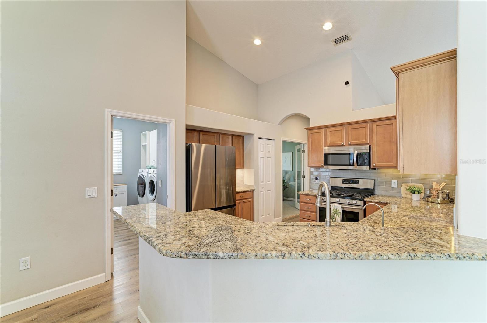 6750 64TH TER E, BRADENTON, FL, 34203