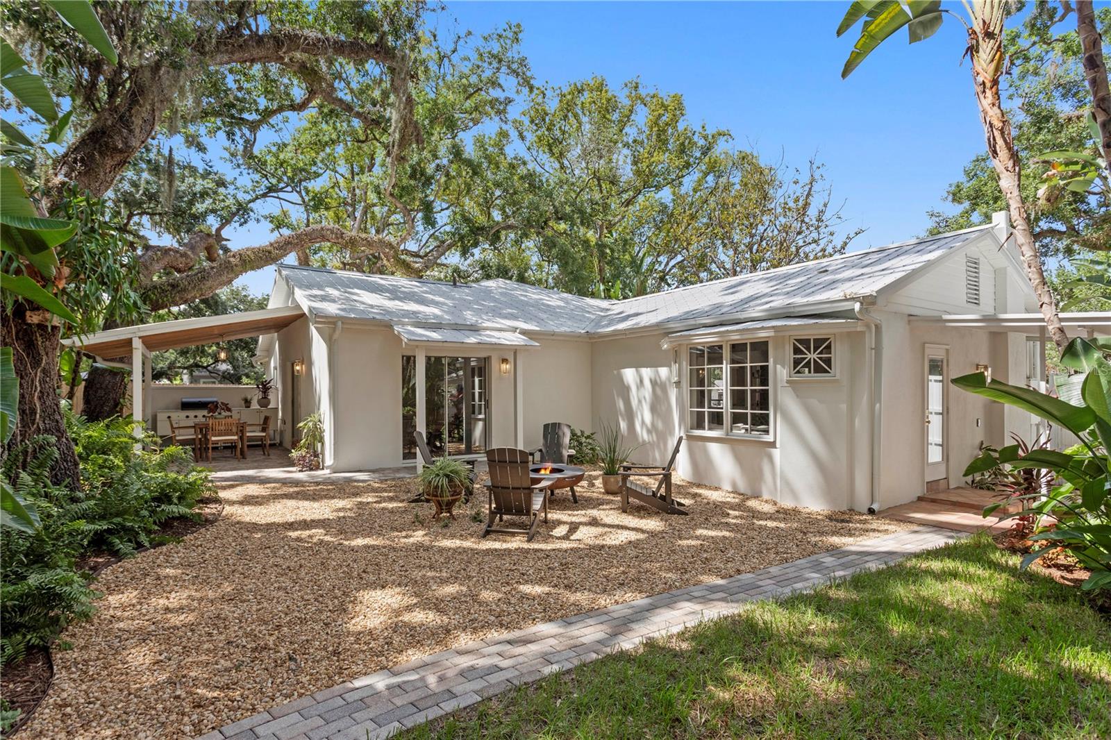 1311 E PARK CIR, TAMPA, FL, 33604