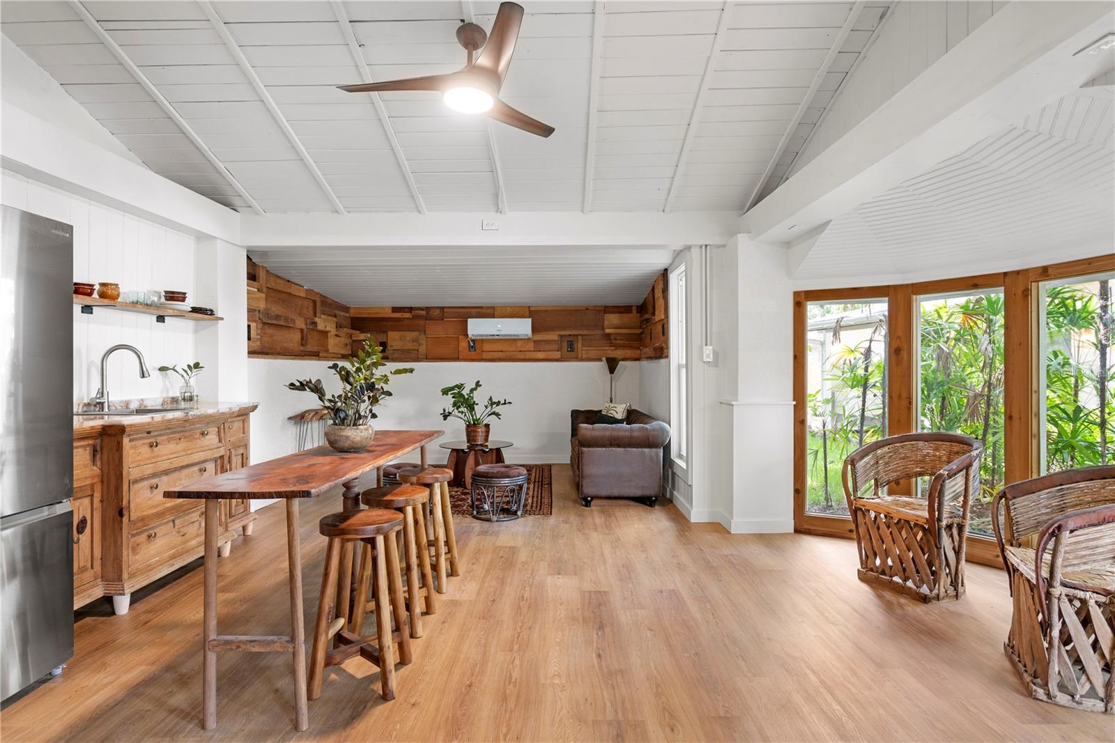 1311 E PARK CIR, TAMPA, FL, 33604