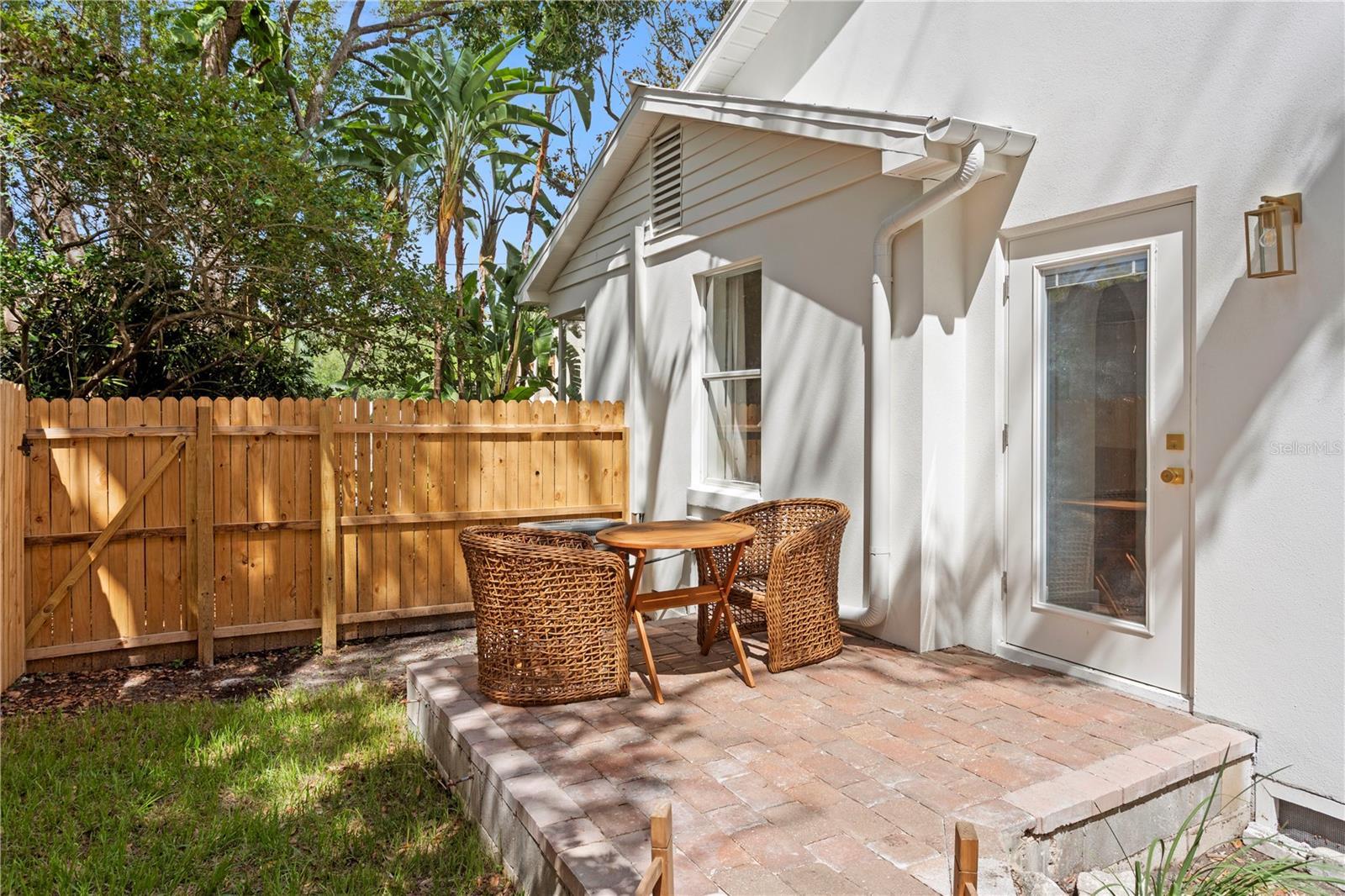 1311 E PARK CIR, TAMPA, FL, 33604