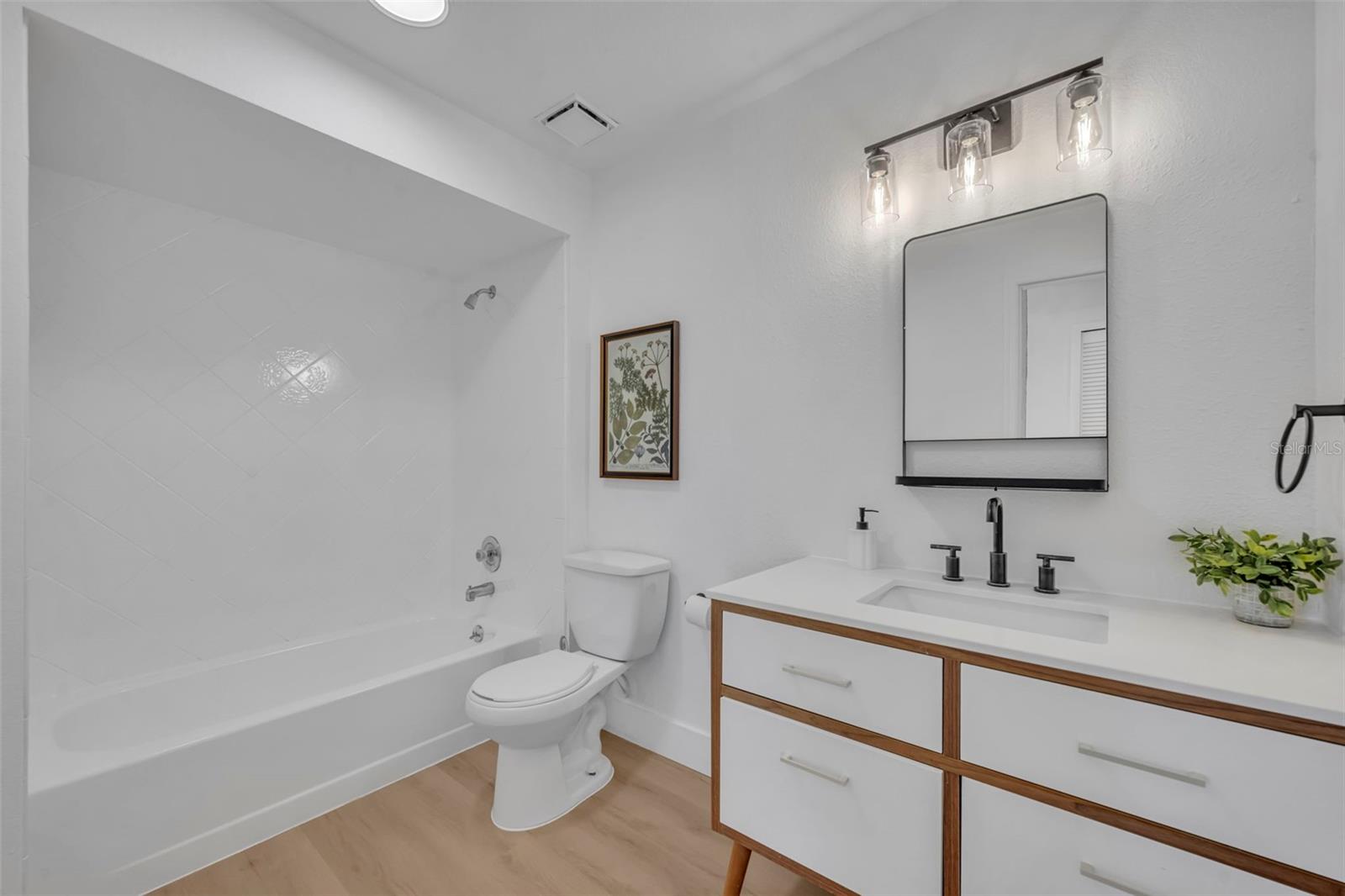 2615 ALABASTER AVE, ORLANDO, FL, 32833