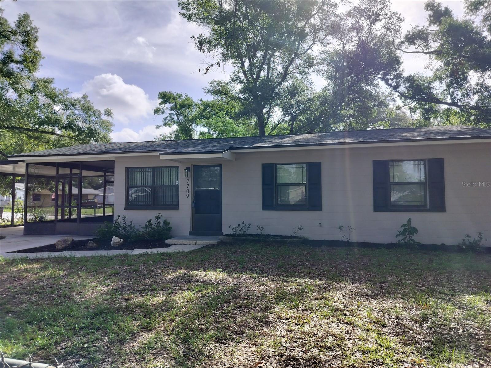 7709 DOWNING CIR, TAMPA, FL, 33610
