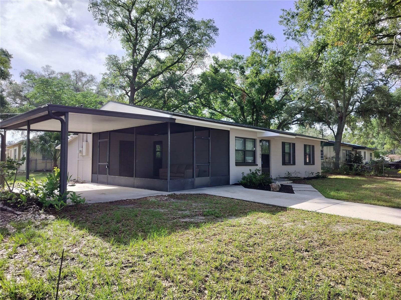 7709 DOWNING CIR, TAMPA, FL, 33610